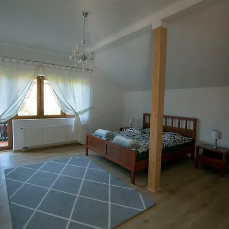 Jozefina Apartment *